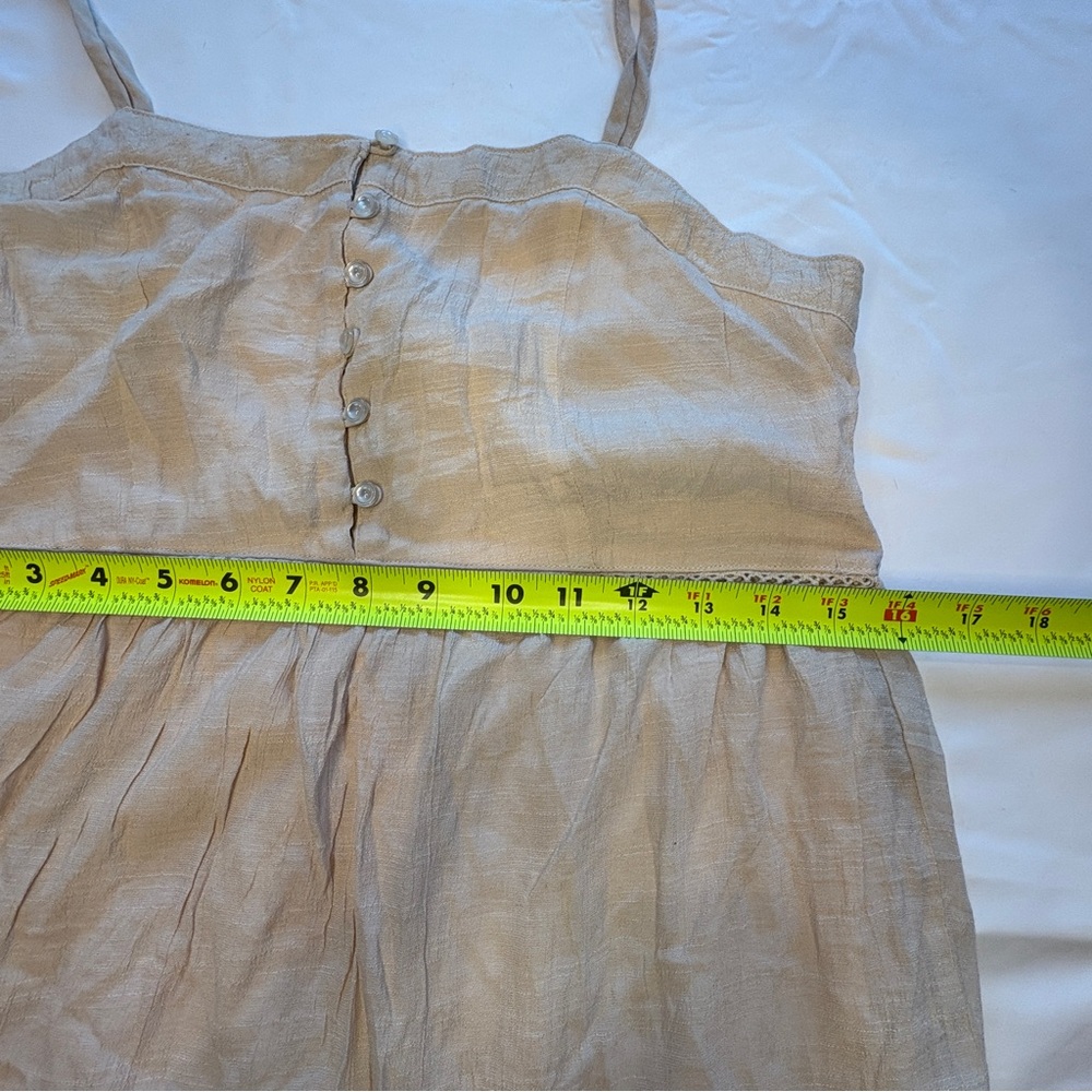 Beige Sleeveless Button-Front Dress - Picture 4 of 4